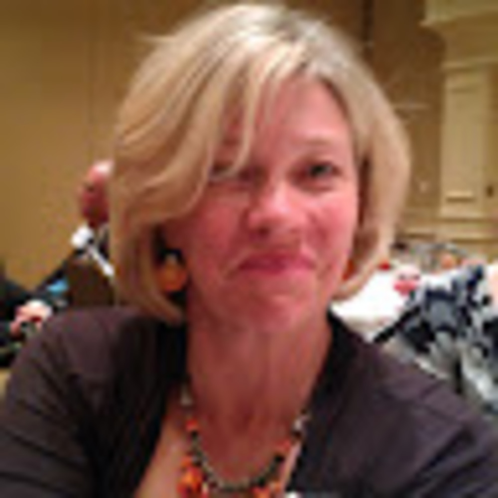 Meet your Posher, Valorie